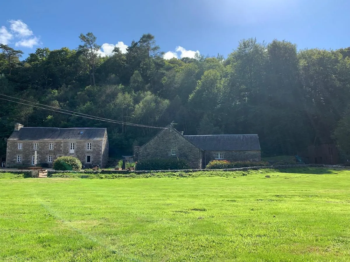 Lodge Gite Moulin du Squiriou Berrien France